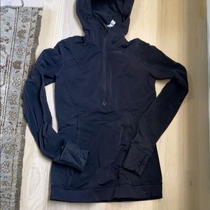 Black lululemon hoodie - fitted- size 4
